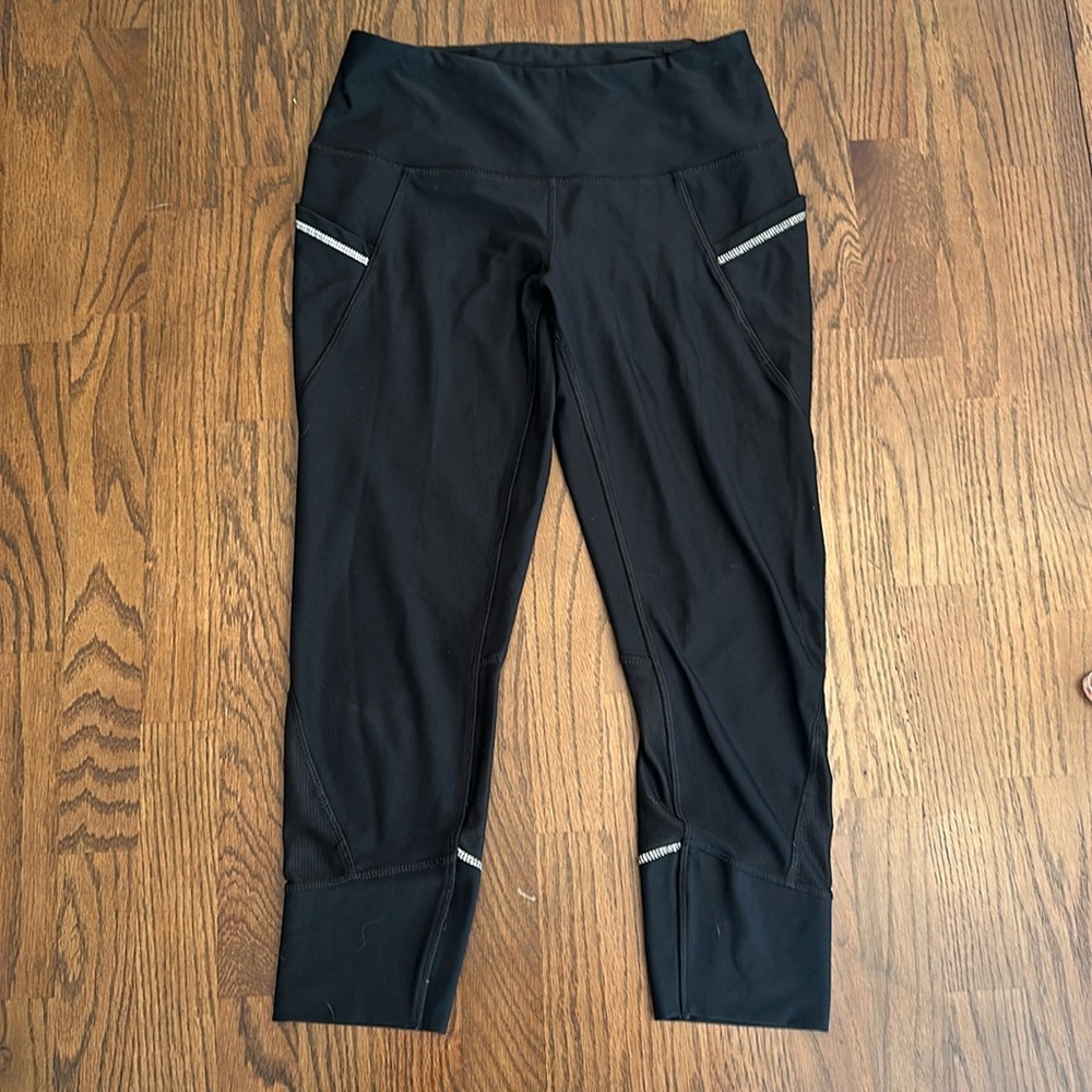 RBX women’s size small black legging with 22 inch inseam.  Used some wear noted.